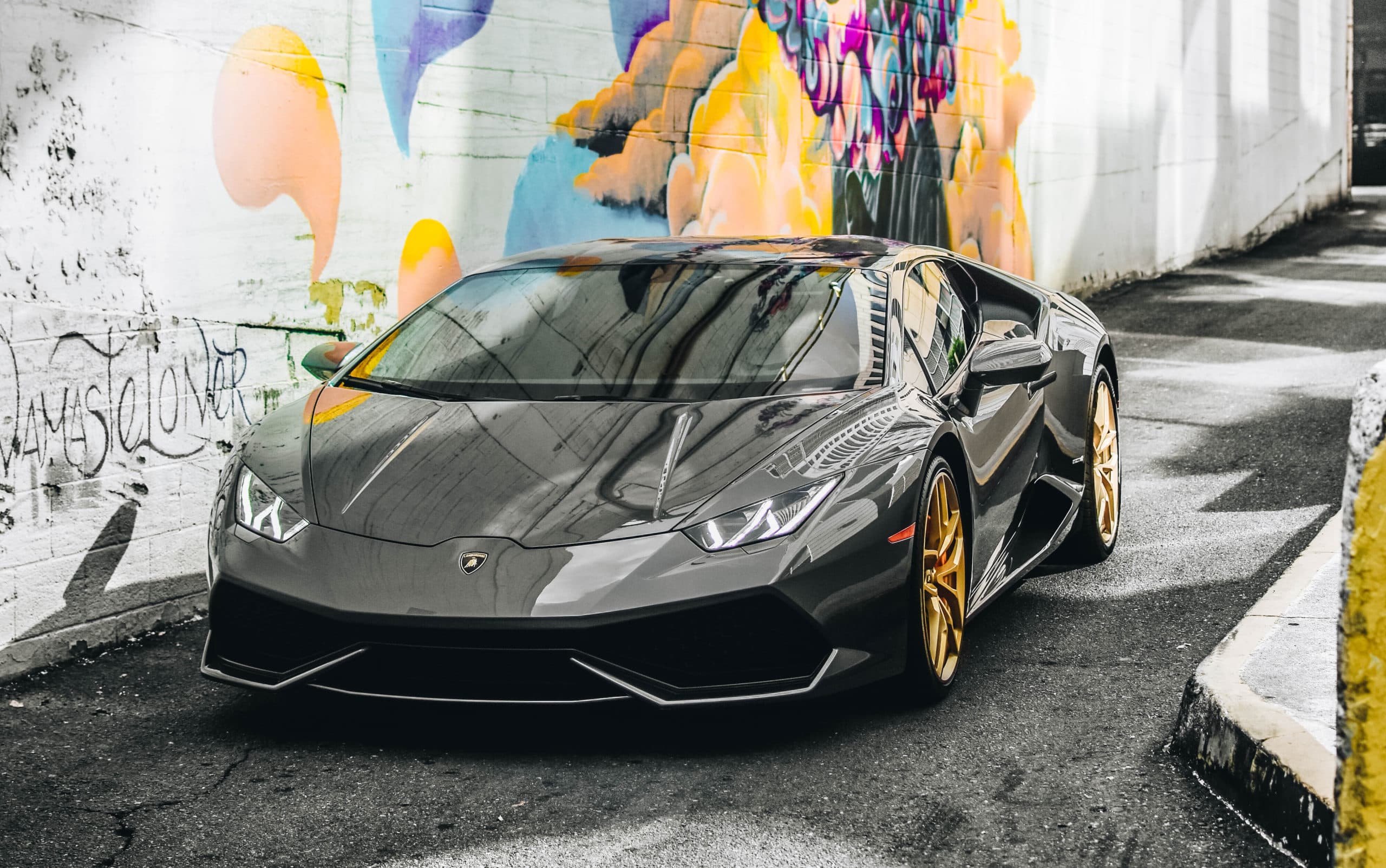 Luxury exotic cars in Miami